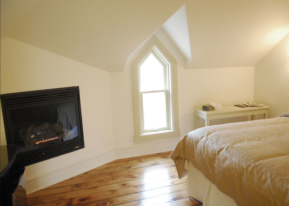 St Andrew Suites Fergus Exteriör bild